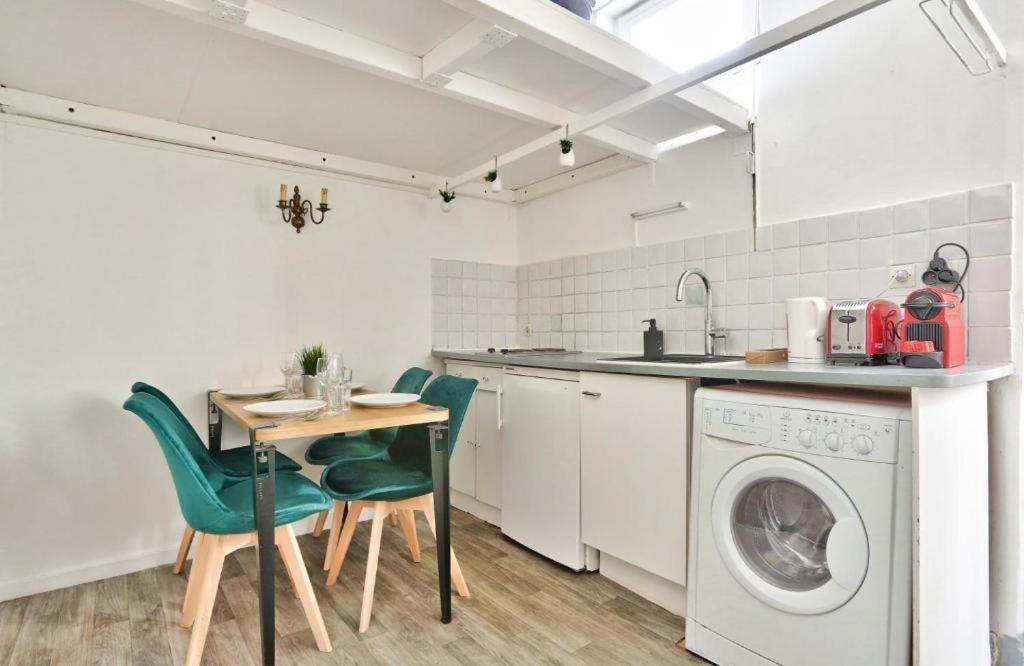 Appartement Quartier Dans Le Marais Hotel De Ville Paris Bagian luar foto